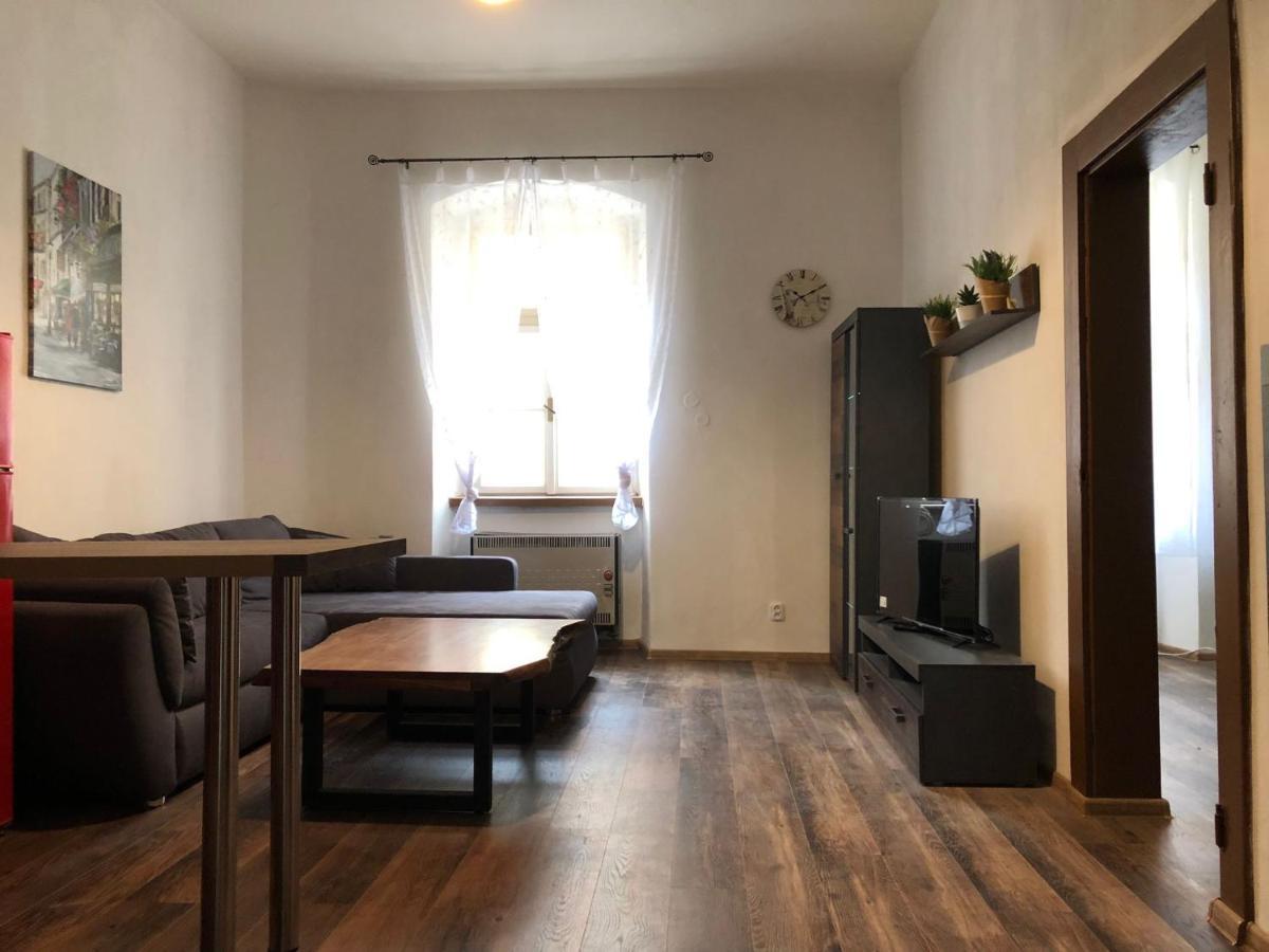 City Apartment Egra  Extérieur photo