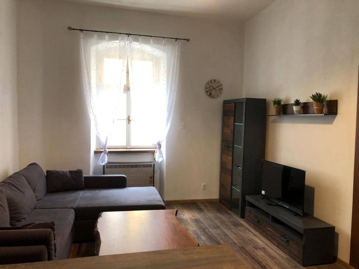 City Apartment Egra  Extérieur photo