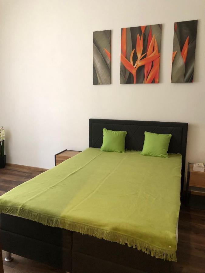 City Apartment Egra  Extérieur photo