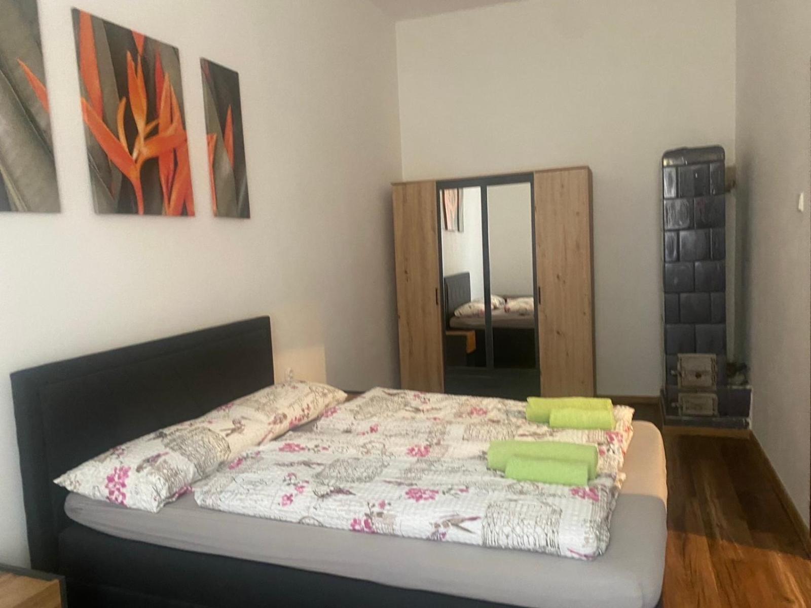 City Apartment Egra  Extérieur photo