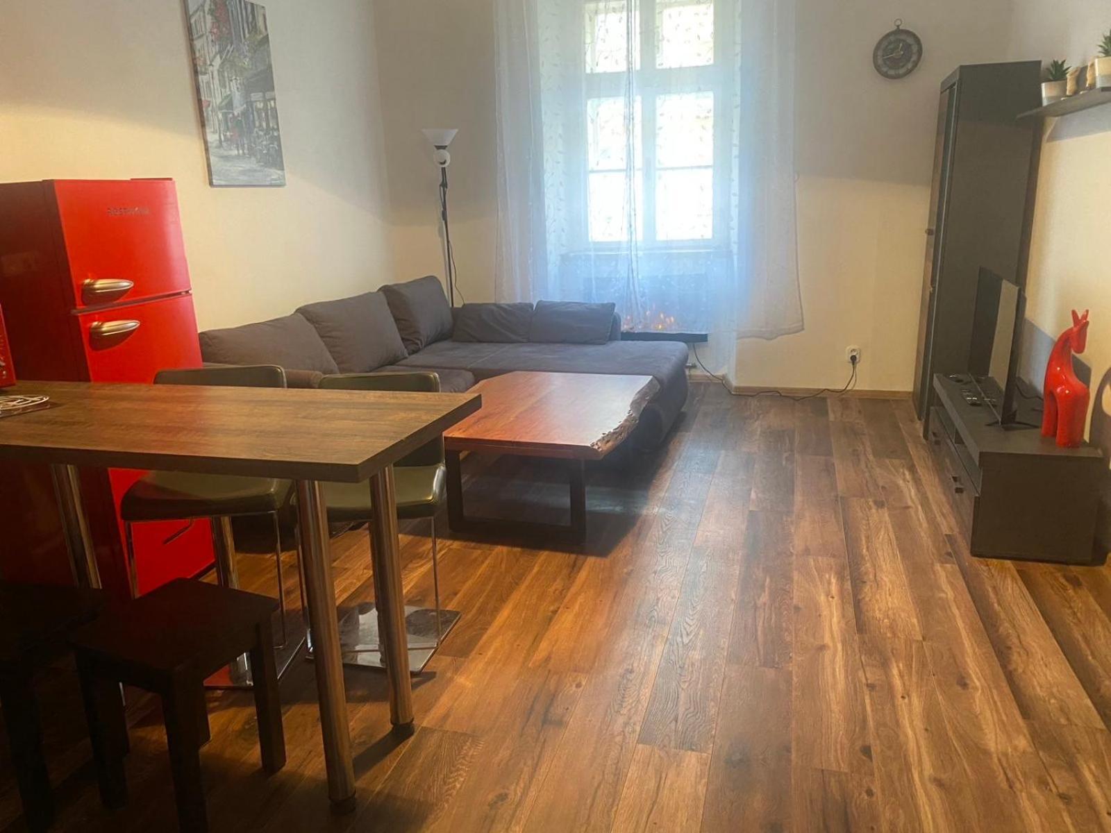 City Apartment Egra  Extérieur photo