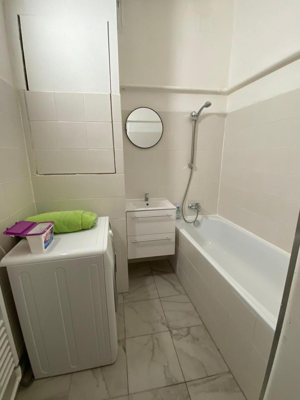 City Apartment Egra  Extérieur photo